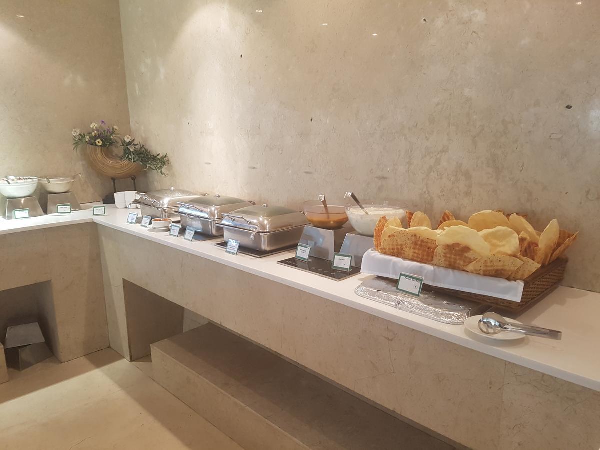 The Peerless Inn, Hyderabad Bagian luar foto